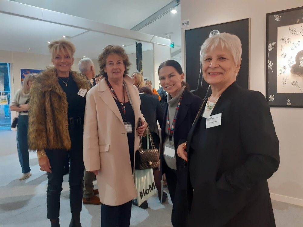 909c09c9-8d73-455e-8791-9333154024b5